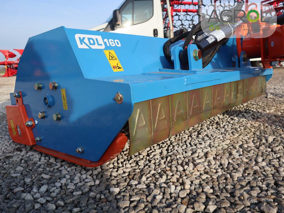 Mulczer kosiarka bijakowa tylno boczna Stark KDL 160, 180 Orkan