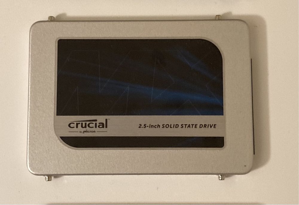 Disco SSD Crucial MX300 - 275GB