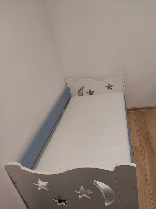 Łóżko dziecięce 140x70 + materac Hilding Dobranocka