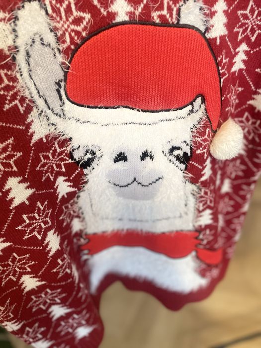 Czerwony męski sweter świąteczny z lamą Reserved L
