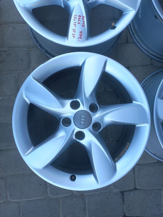 Oryginalne alufelgi Audi 17" 5x112