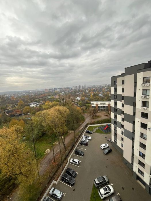 Продаж двокімнатної квартири у жк Озеро