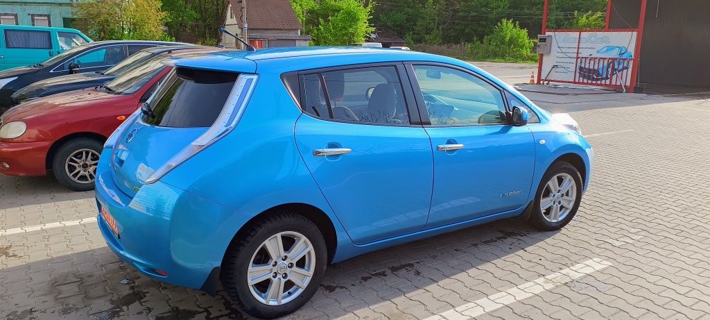 Nissan Leaf 2012