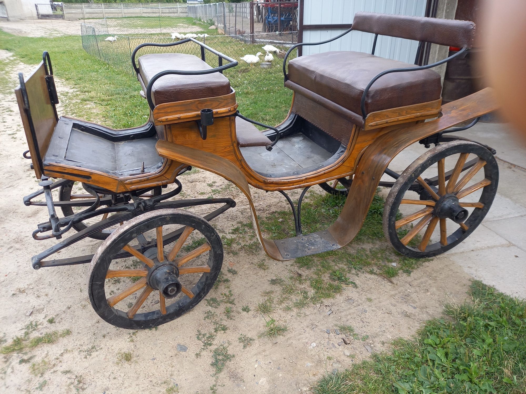 Bryczka konna resorka