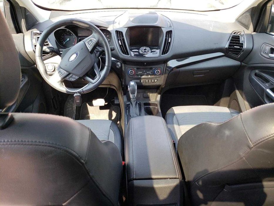 2019 Ford Escape Titanium срочно