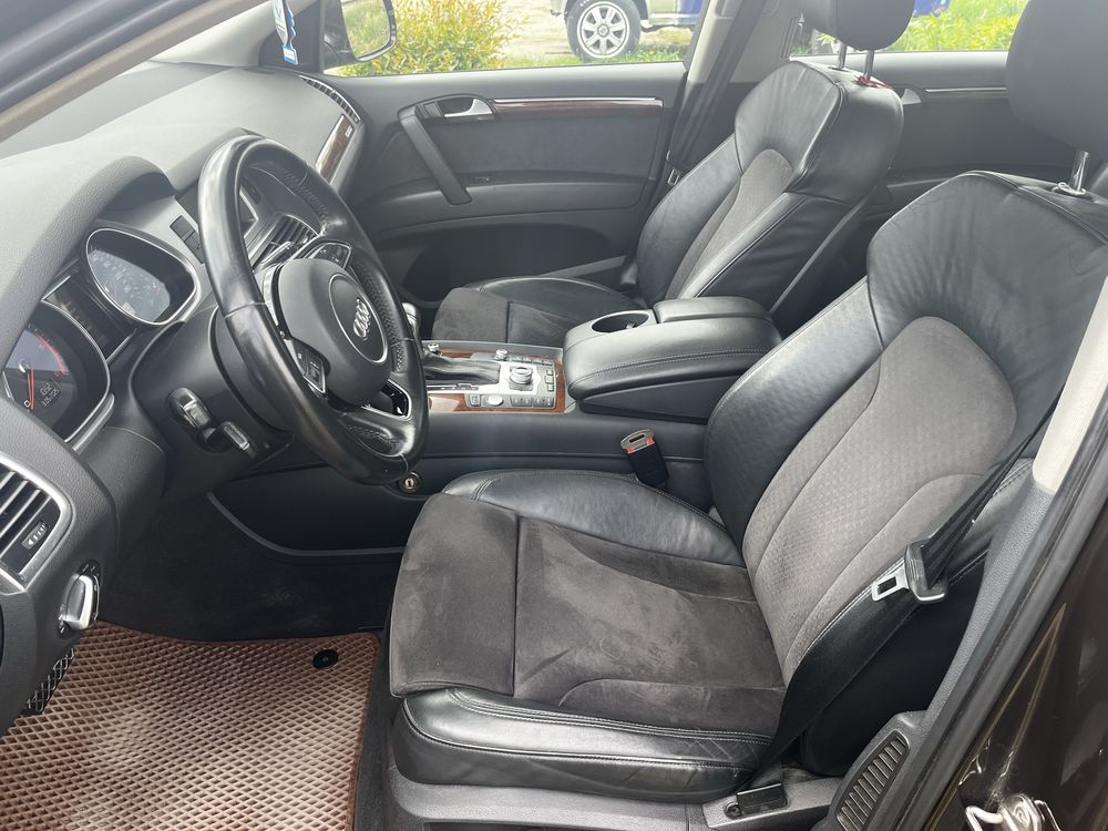 Автомобіль AUDI Q7 TDI 3.0