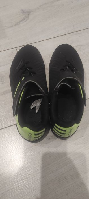 Buty do piłki nożnej dla dzieci kipsta 100 korki 32