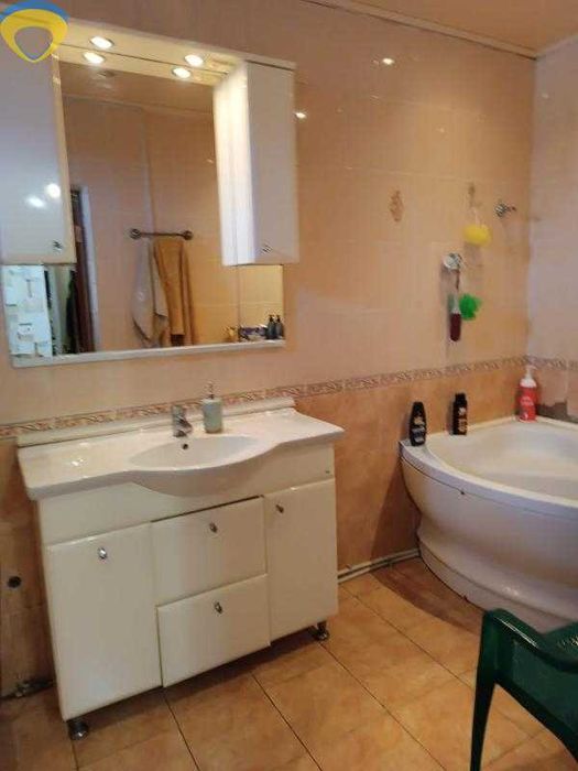 Будинок з ремонтом та меблями у передмісті Одеси. Готові під програми