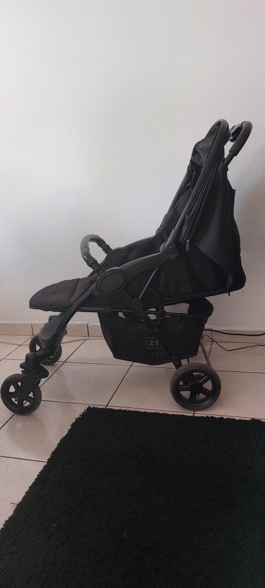 Carrinho bebe zippy