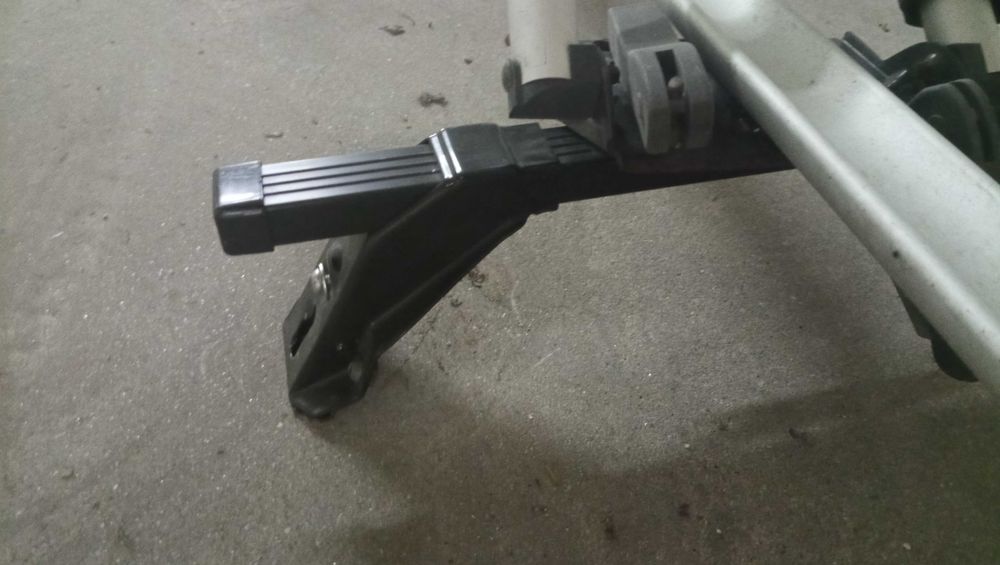 Barras de tejadilho com suportes