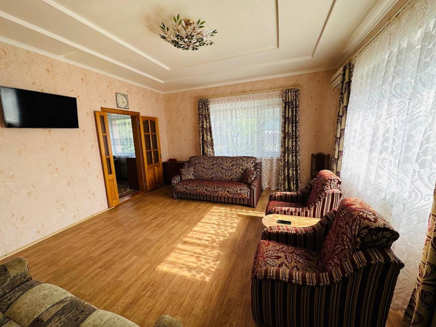 Продаж будинку по вул. Назарія Яремчука, Таромське, біля АТБ