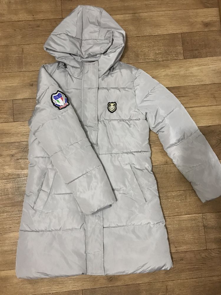 Пальто куртка Пуховик зимний серый идеальное состояние