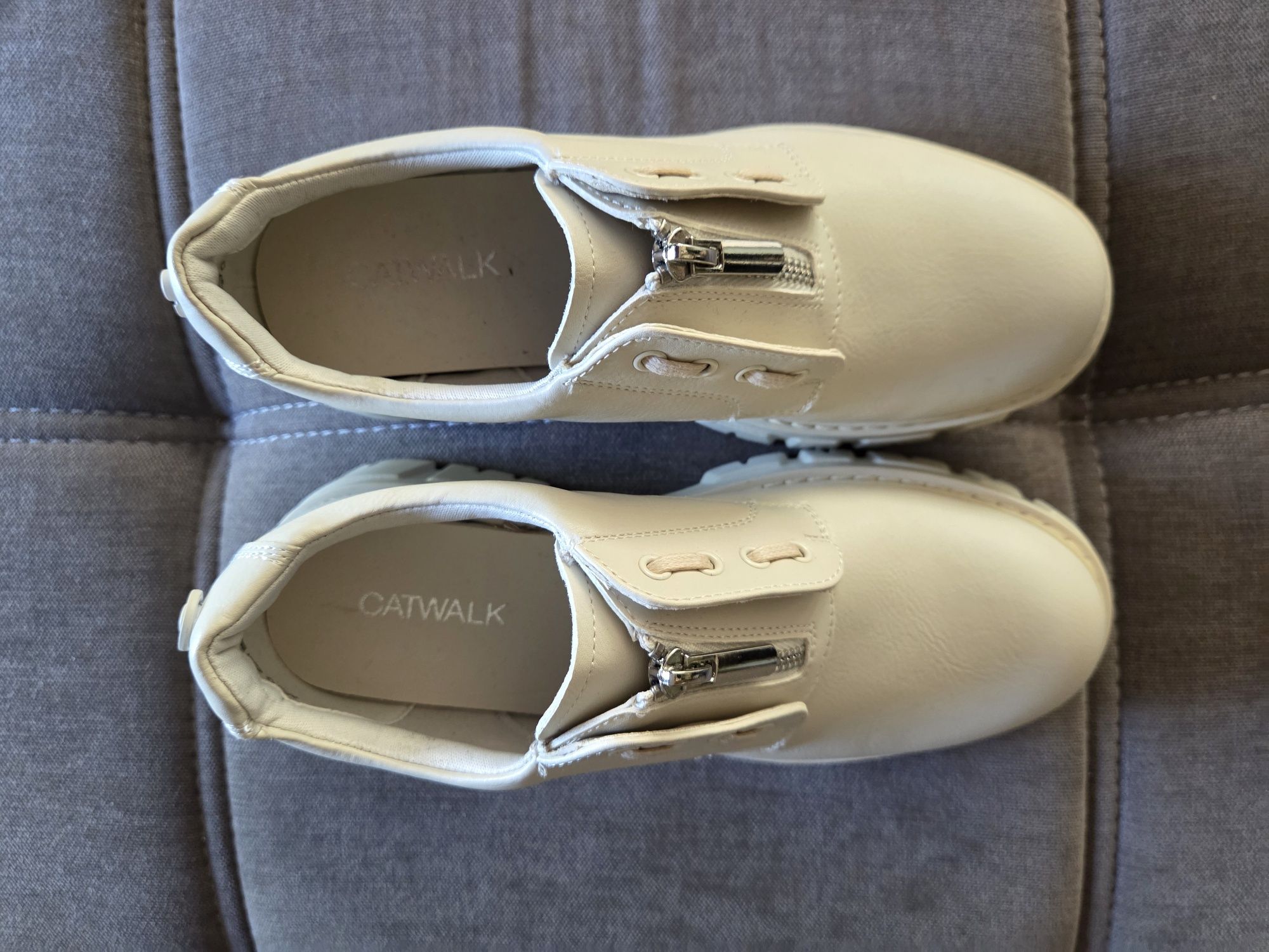 Buty damskie mokasyny