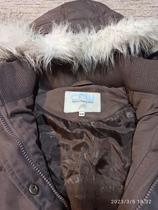 Ocieplaną brązowa kamizelka dla dziewczynki 134/140 bdb