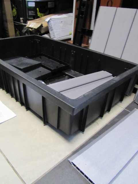 Donica podwyższona grządka dla roślin Keter Seqouia Medium szara 88L