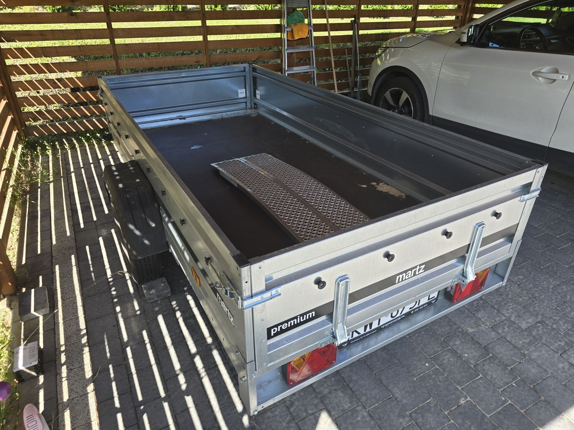 Przyczepa samochodowa Martz Premium 264R DMC 750 Najazdy STAN IDEALNY