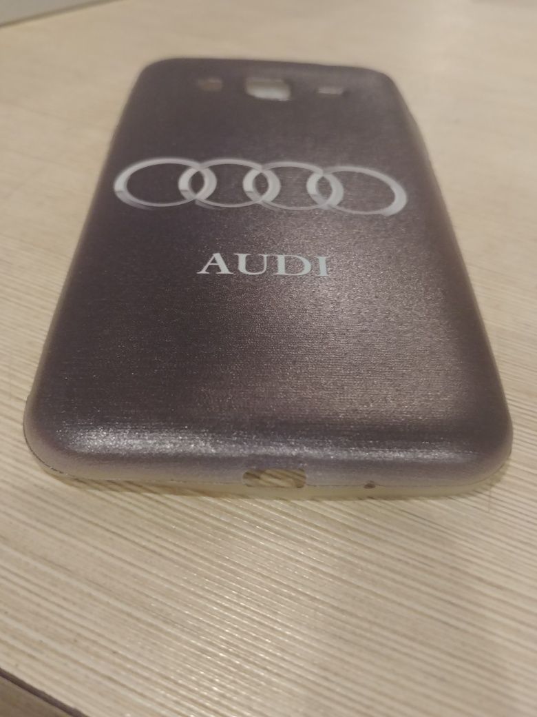 Nowe etui z napisem i logo Audi - Samsung J3 2016r