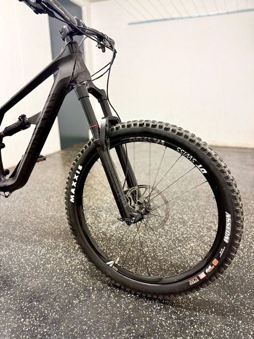 Canyon Spectral CF7 jak NOWY 2020 L 27,5 DT Swiss RS Pike Deluxe