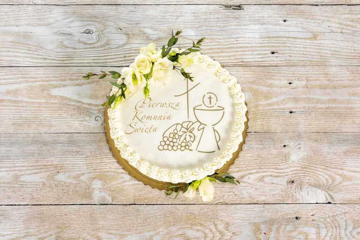 Torty i ciasta na Komunie - różne kształty, wzory, opłatki