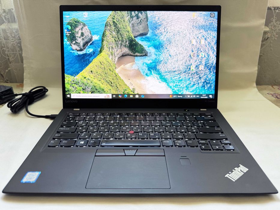 Lenovo Thinkpad X1 Carbon 5th Gen 14" WQHD/i7-7500U/8Gb RAM/256Gb SSD