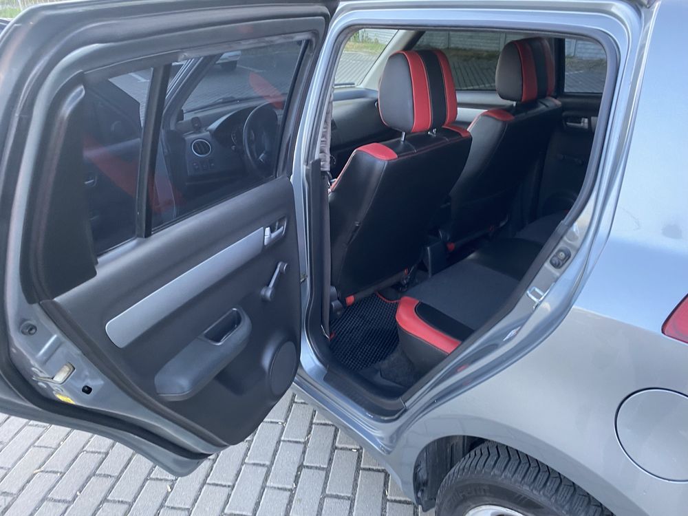 Продам авто Suzuki Swift 2006р. 1.3 бензин