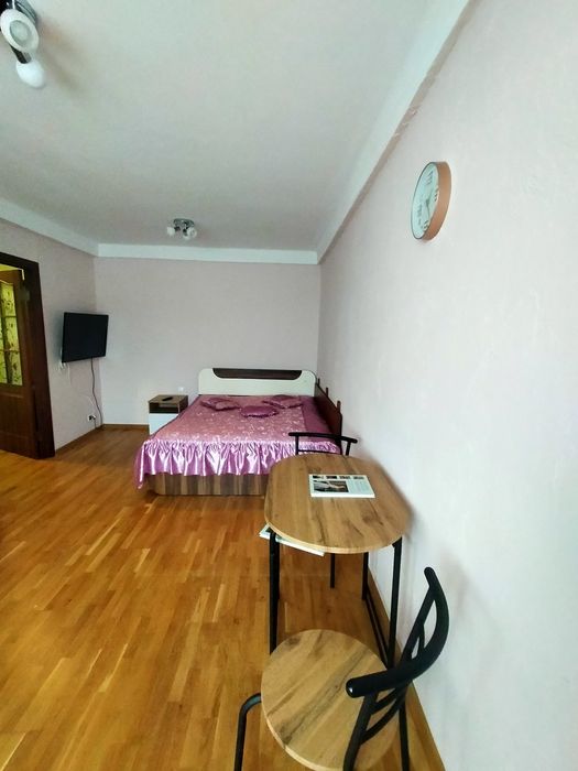 Сдается однокомнатная квартира посуточно/почасово на Оболоне.--555.biz.ua