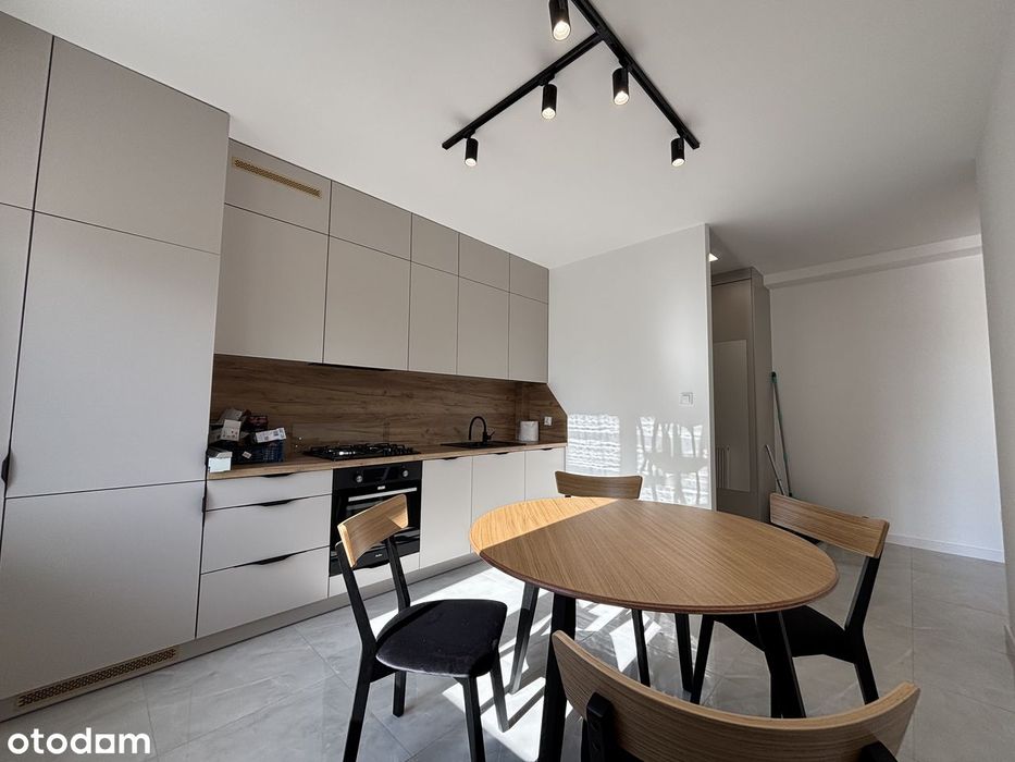 Nowoczesne mieszkanie 57m² balkon, garaż podziemny 2500 zł + media