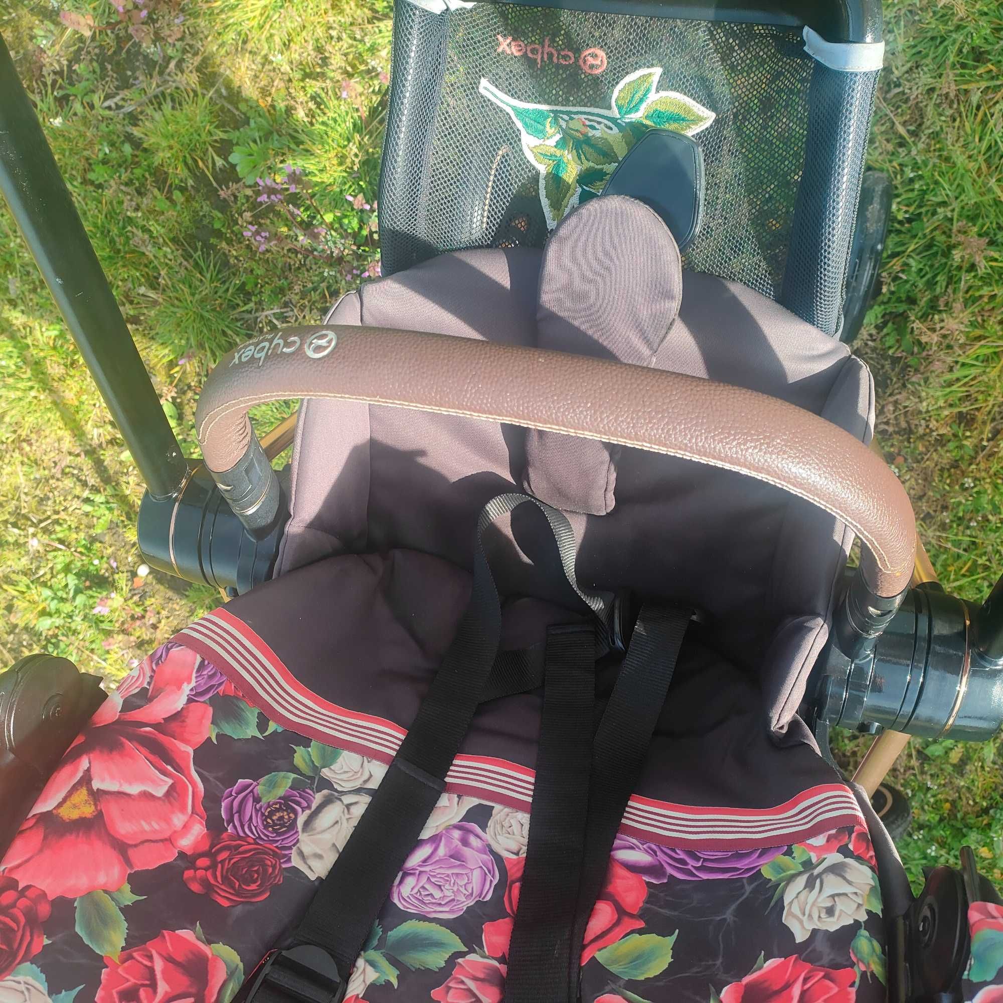 Wózek spacerowy Cybex Mios Spring Blossom Dark