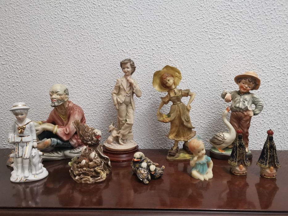 9 Estátuas Decorativas em Cerâmica