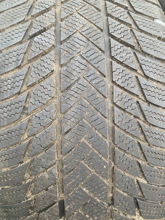 2 opony zimowe 275/45 R20 Bridgestone Blizzak LM 001 RSC 2021r