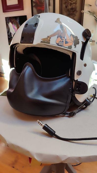 Розпис шоломів аерографія