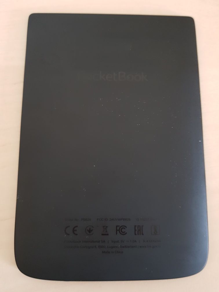 PocketBook Touch Lux 5, kolor czarny