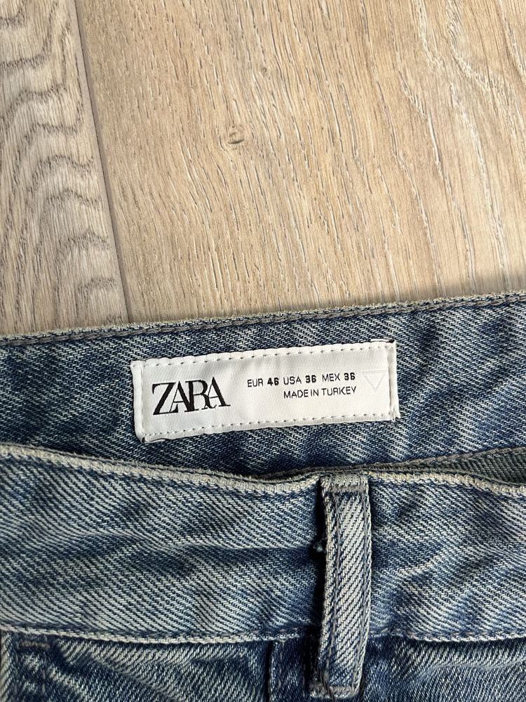 Baggi shorts Zara (XL)