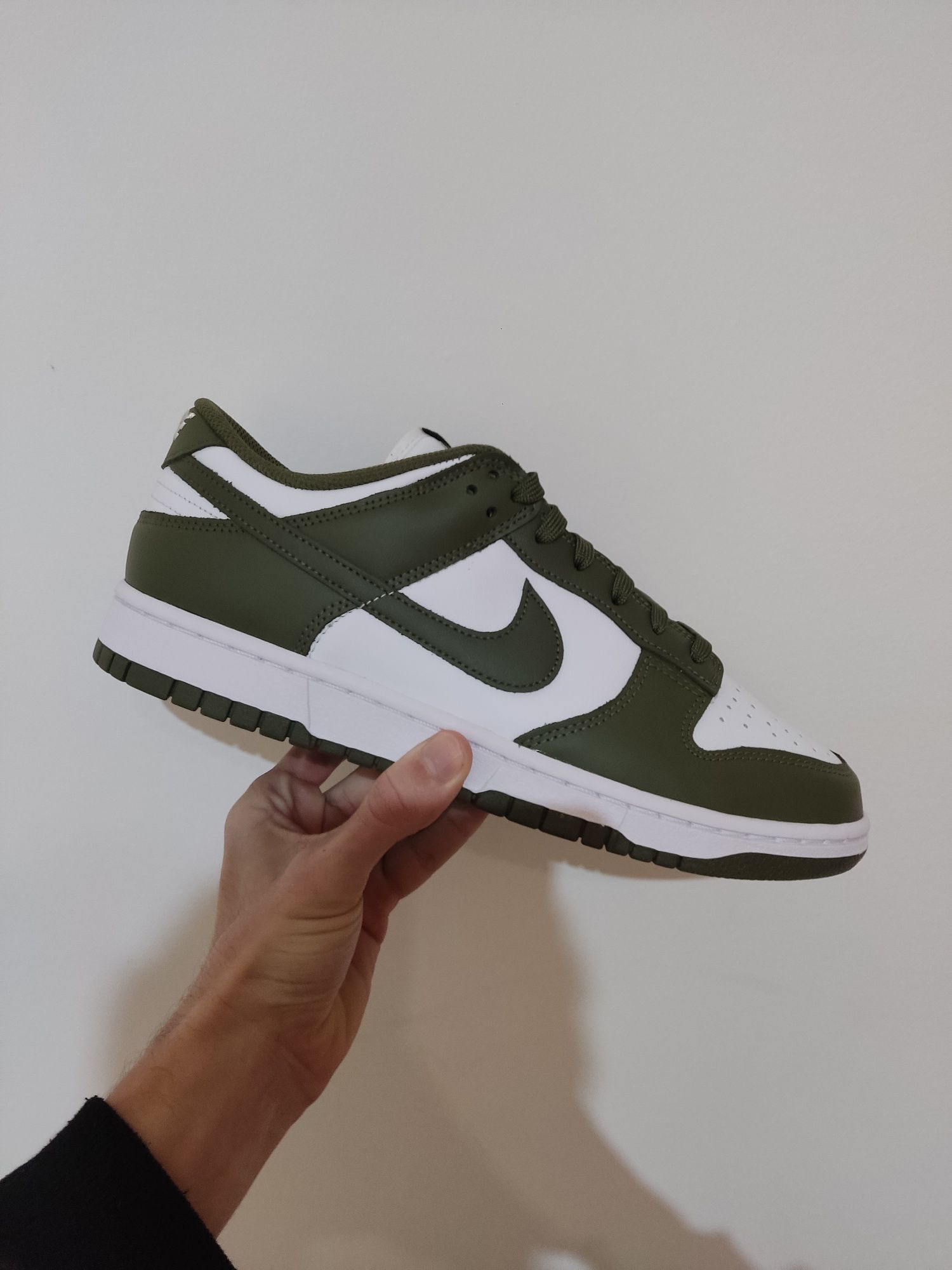 Dunk Low Medium Olive 44