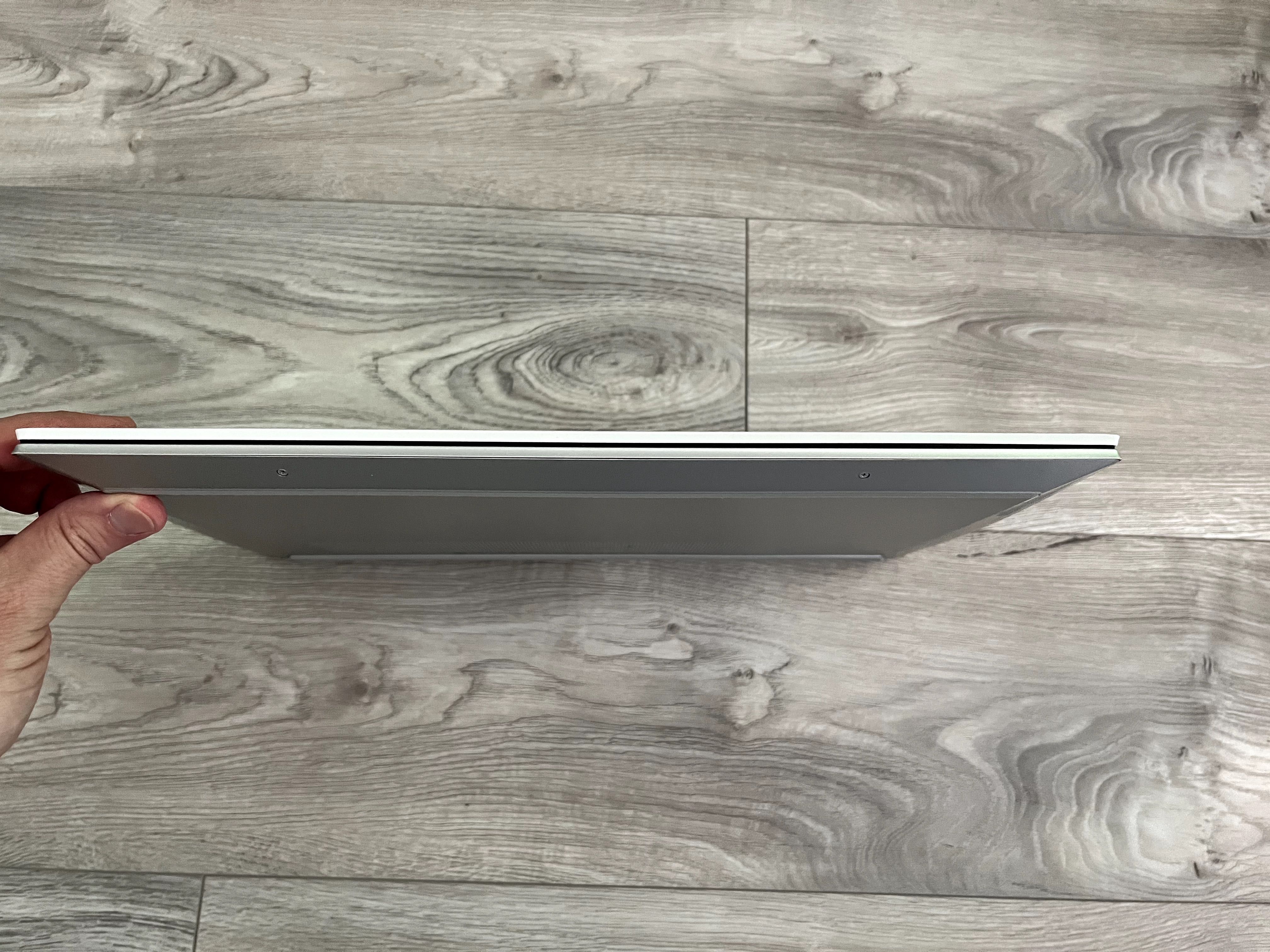 Laptop HP Pavillon 8GB/512SSD