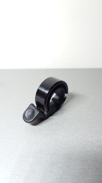 Dzwonek rowerowy Knog Oi 22,2mm