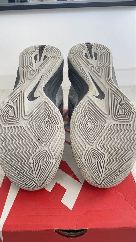 Tenis Nike Basketball HyperDunk Lunar
