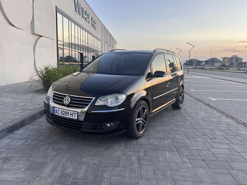 Volkswagen Touran 2007p.