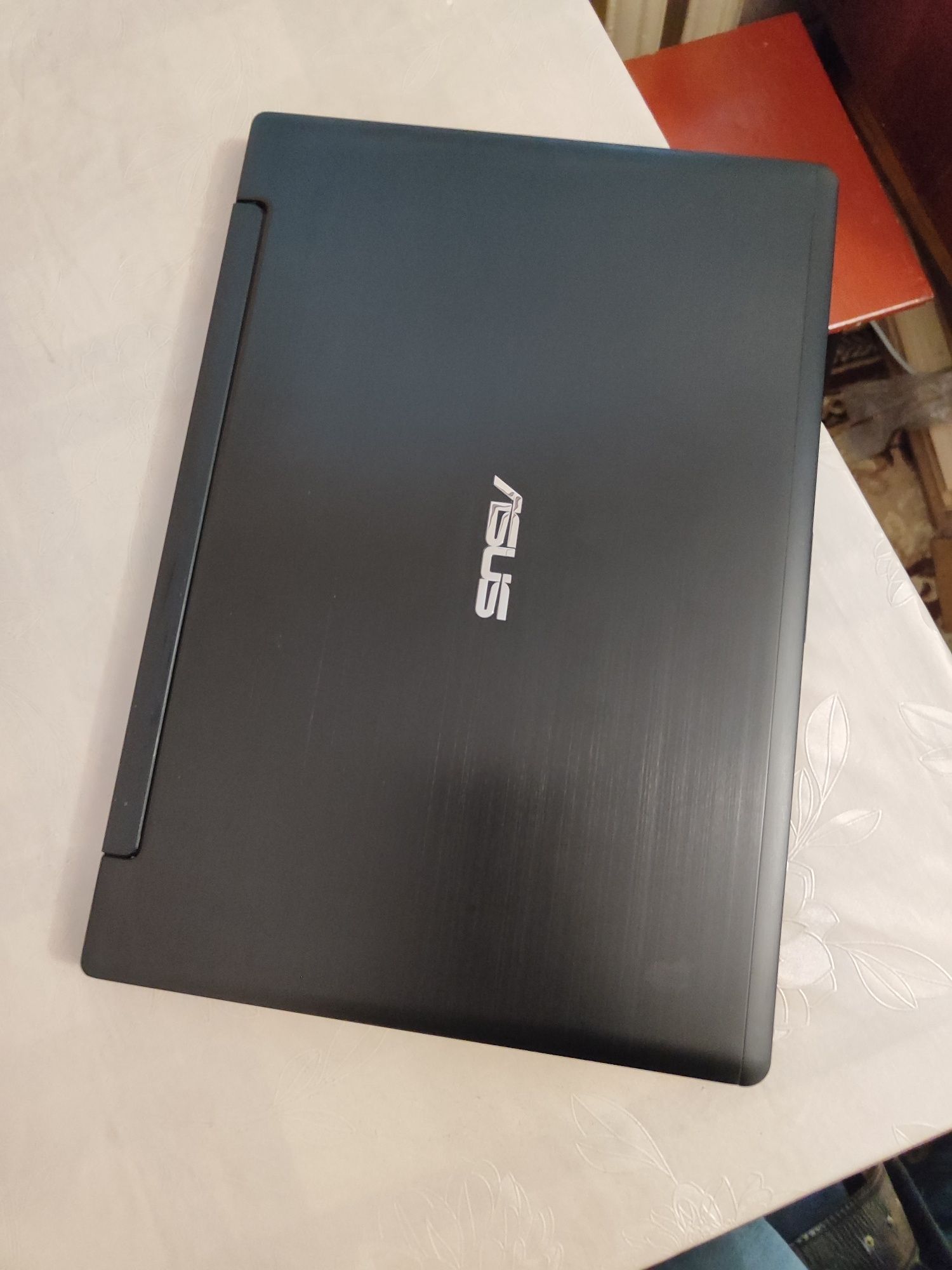 НОУТБУК ASUS/ i3-3117u/ Nvidia GT635M 2Gb/ 8Gb DDR3/ 500Gb Hdd+24GbSdd