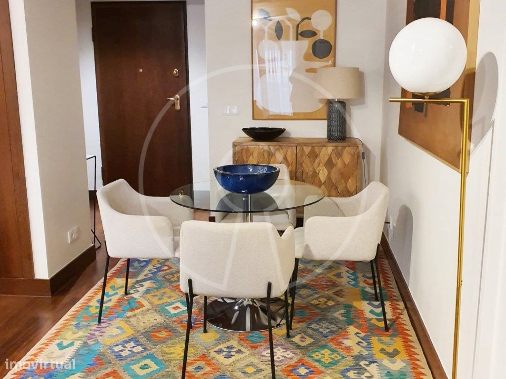 Apartamento T1 no emblemático Edificio Atrium em Cascais