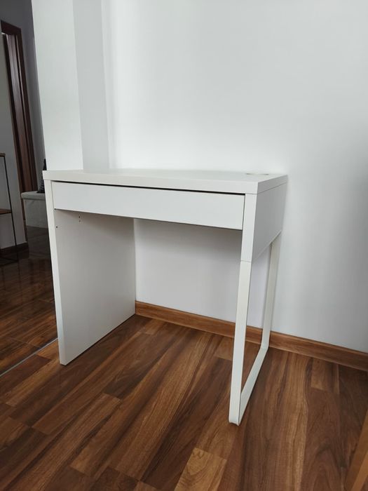 Biurko Ikea + krzesło obrotowe. Micke i Loberget/sibben Białe