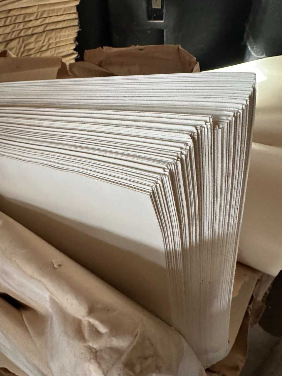 Крейдований папір (мелованная бумага) 720х940 мм - 150 листів у пачці