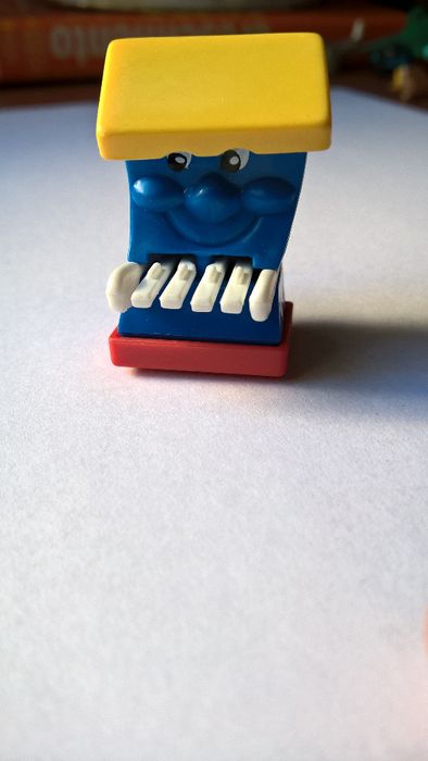 Piano (portes incluídos)