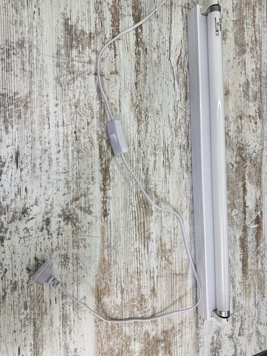 Лампа для фототерапії новонароджених