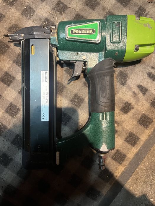 Gwozdziarka pneumatyczna prebena 2xr-j50
