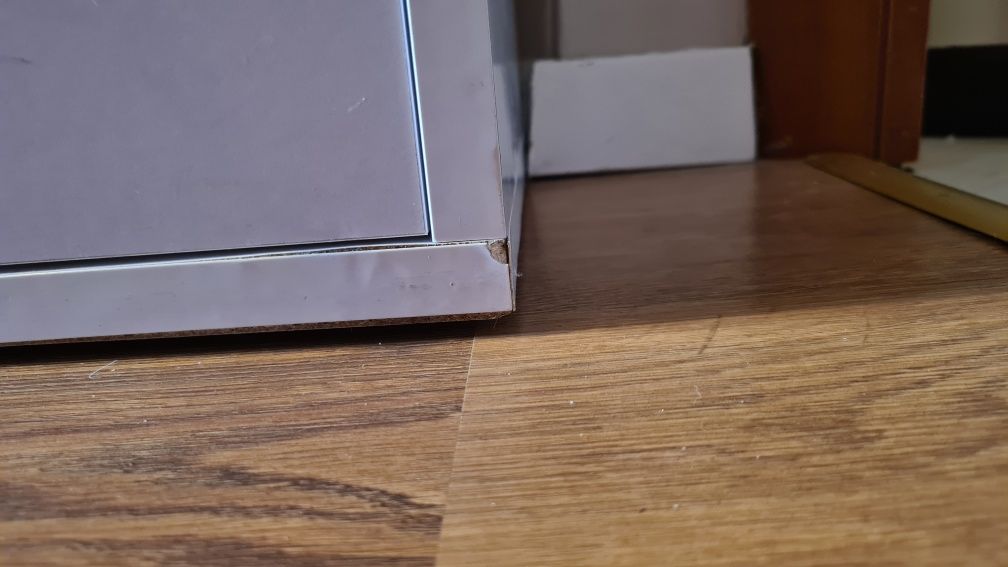 Szafka na buty z siedziskiem i schowkiem