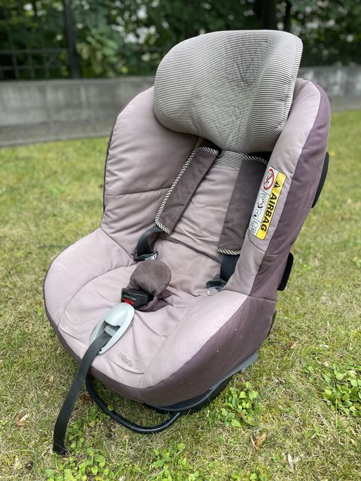 Дитяче автокрісло MiloFix