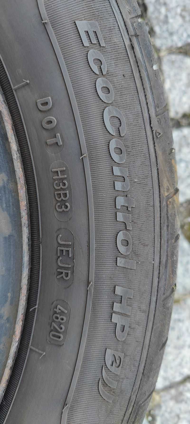 4 koła z oponami letnimi 215/55R16 po 2 szt.: GOODYEAR oraz Fulda