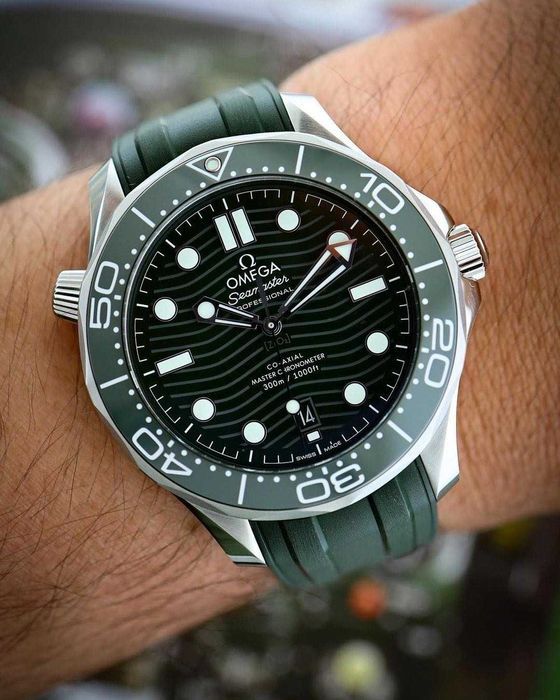 Наручные часы Omega Seamaster 300 Diver Механика Премиум