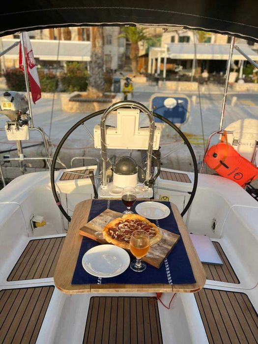 Jacht morski Elan 36 s/y Demeter.  10,64m